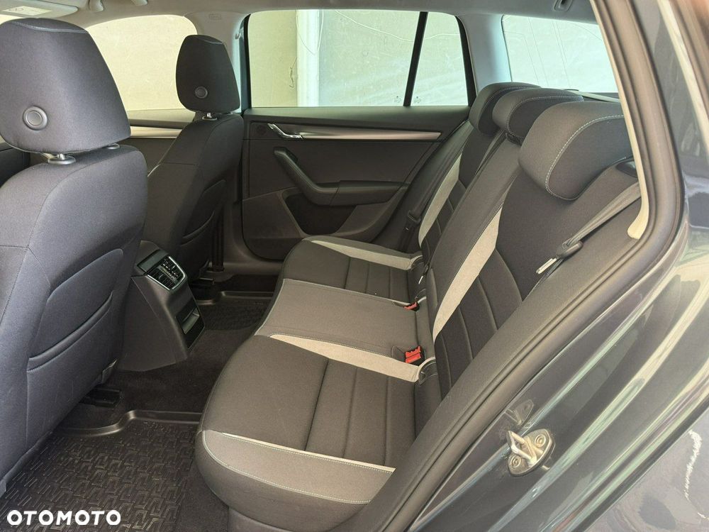 Skoda Octavia - 12