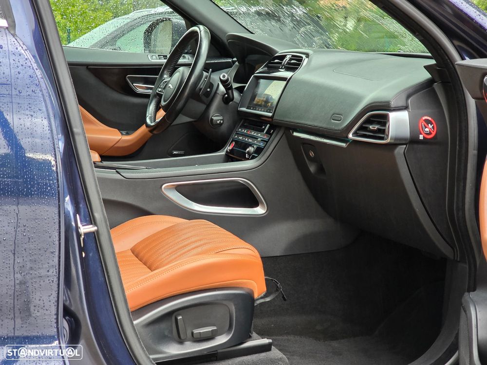 Jaguar F-Pace 20d Aut. Portfolio - 44