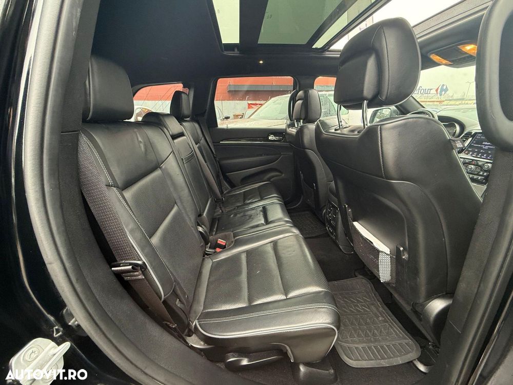 Jeep Grand Cherokee - 29