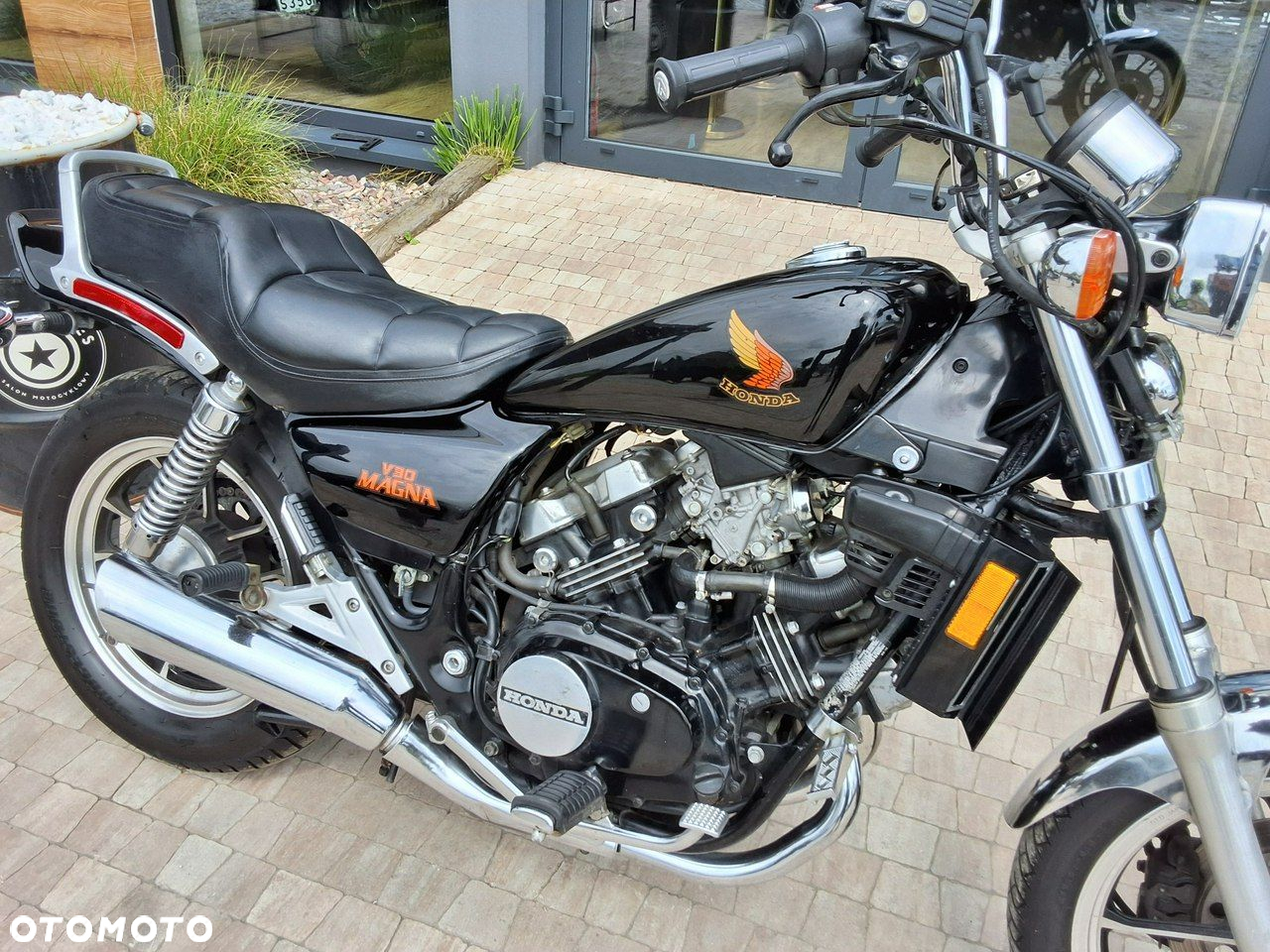 Honda VF - 3