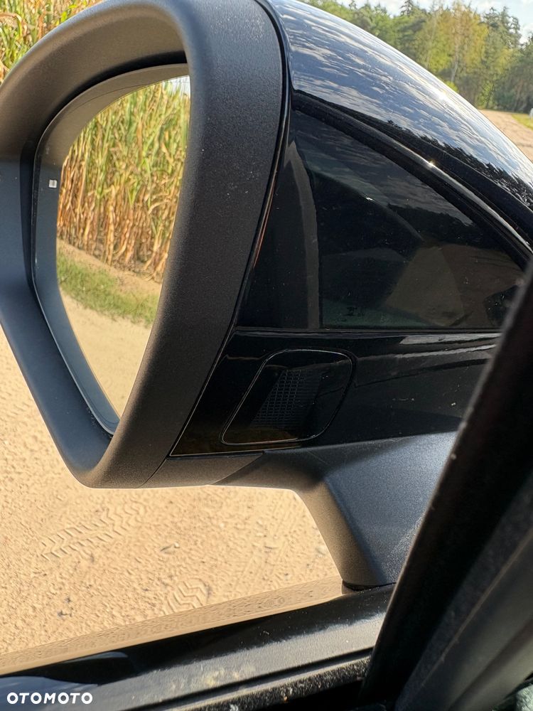 Volkswagen Tiguan 1.5 eTSI R-Line Plus DSG - 23