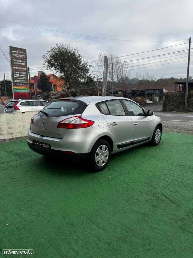 Renault Mégane 1.5 dCi Confort - 5