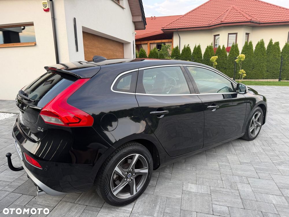 Volvo V40 D4 Drive-E R-Design Summum - 21
