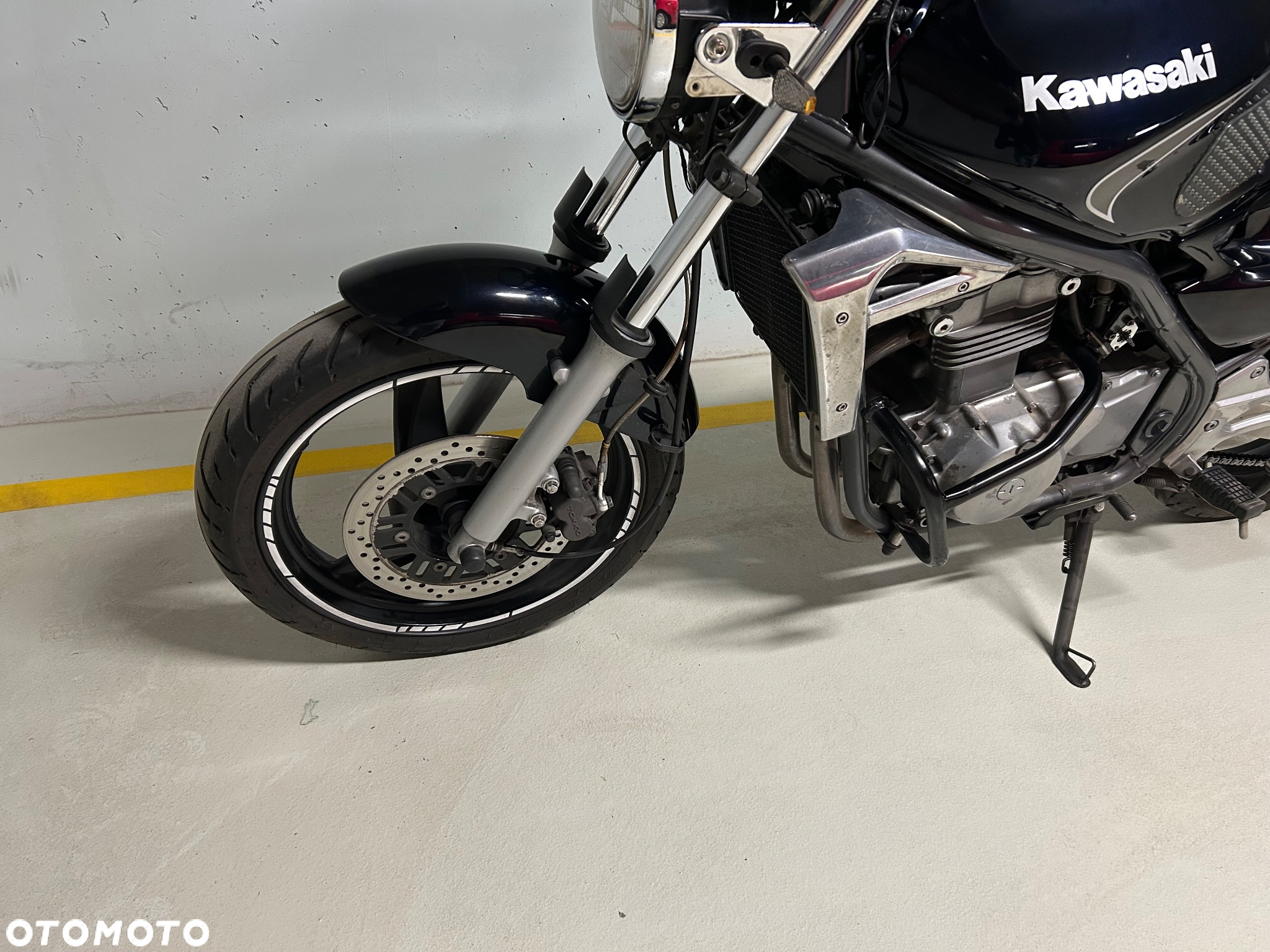 Kawasaki ER - 13