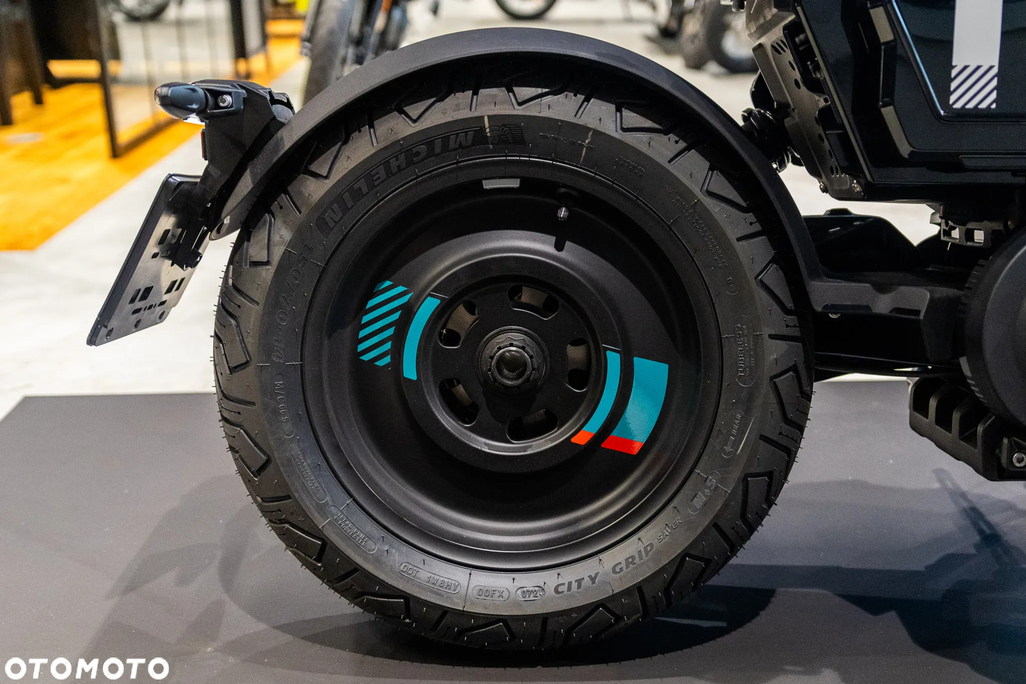 BMW CE 02 - 22