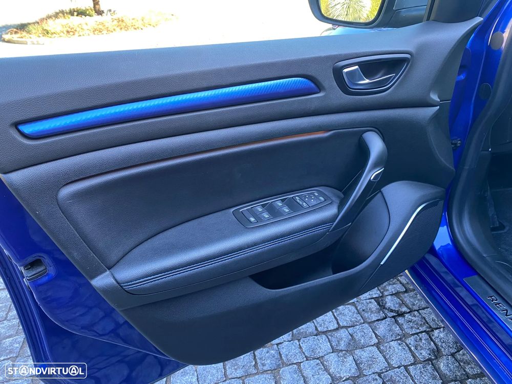 Renault Mégane 1.6 TCe GT EDC - 28