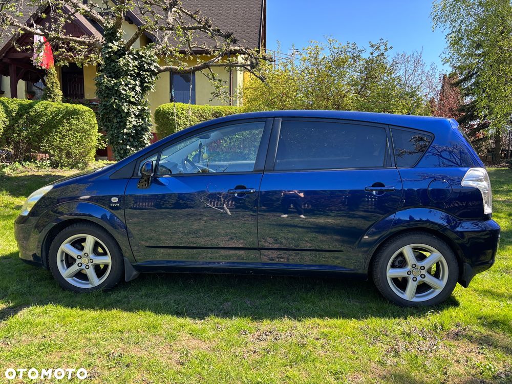 Toyota Corolla Verso 1.8 Sportschau Edition - 5
