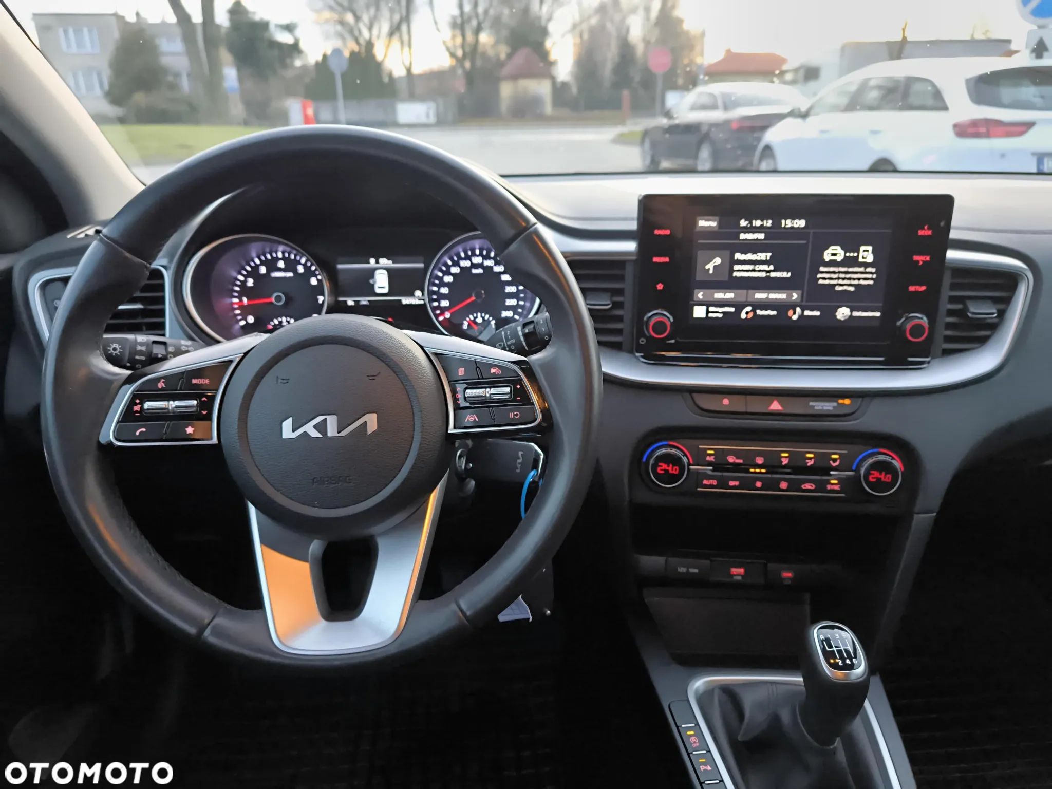 Kia Ceed 1.5 T-GDI M - 13