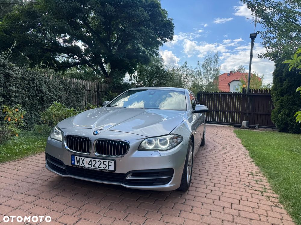 BMW Seria 5 525d - 1