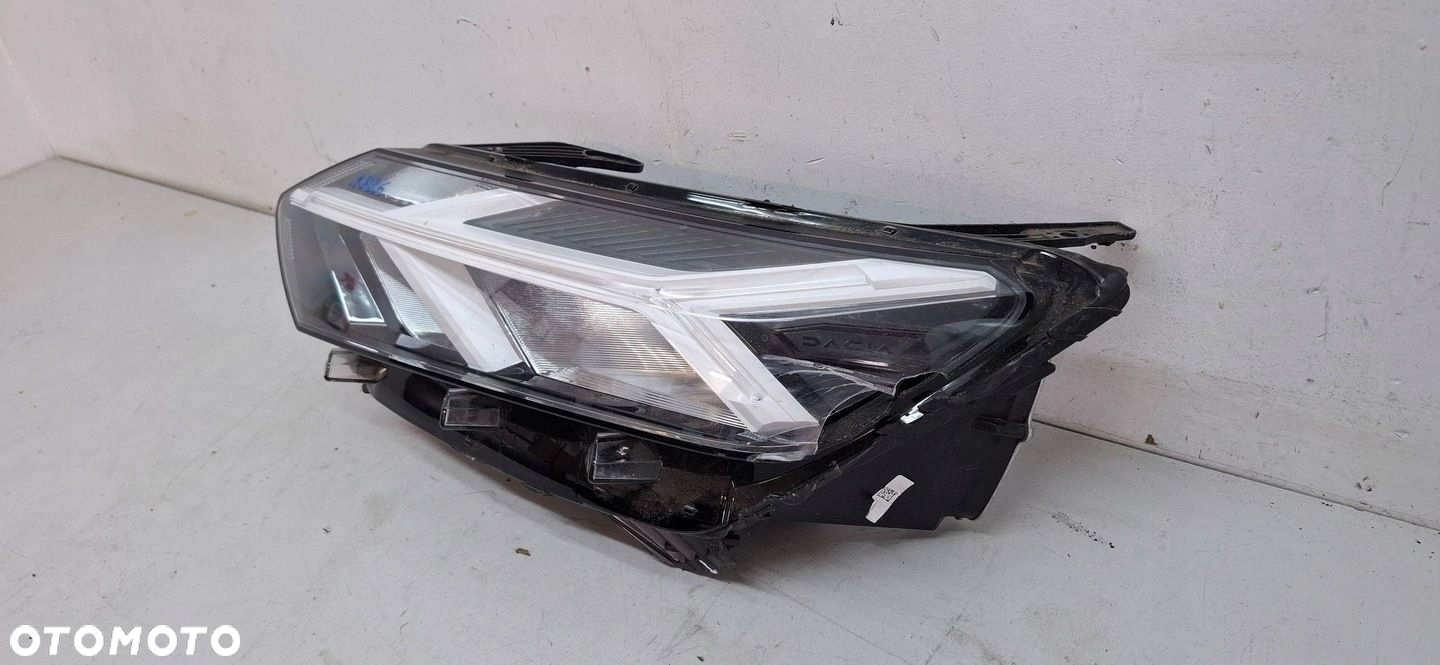 Dacia Sandero III 20- LAMPA REFLEKTOR PRZÓD PRZEDNI LEWY EU - 2