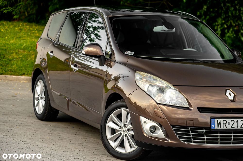 Renault Grand Scenic - 35