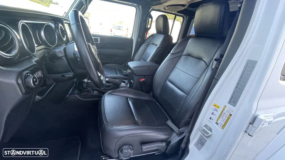 Jeep Wrangler Unlimited 2.2 CRD Night Eagle AT - 2