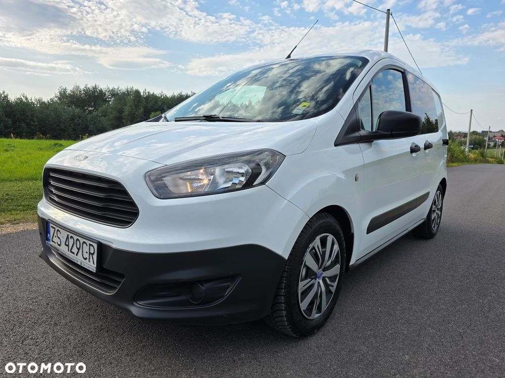 Ford Tourneo Courier 1.0 EcoBoost Ambiente - 23