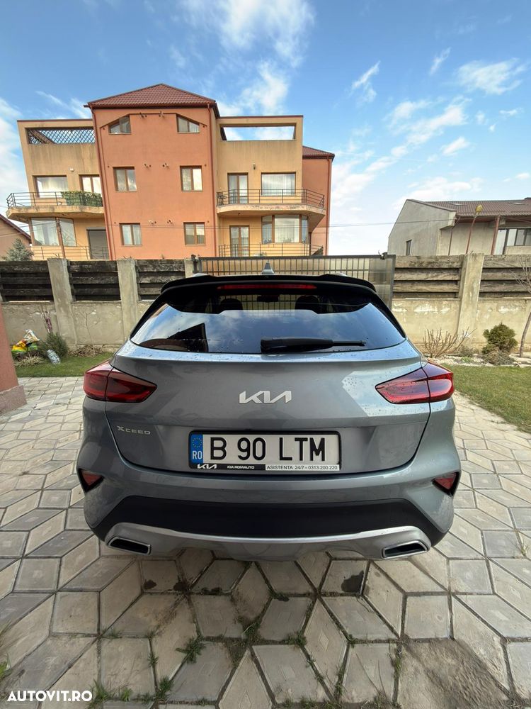 Kia XCeed 1.5 T-GDI 6MT City - 6