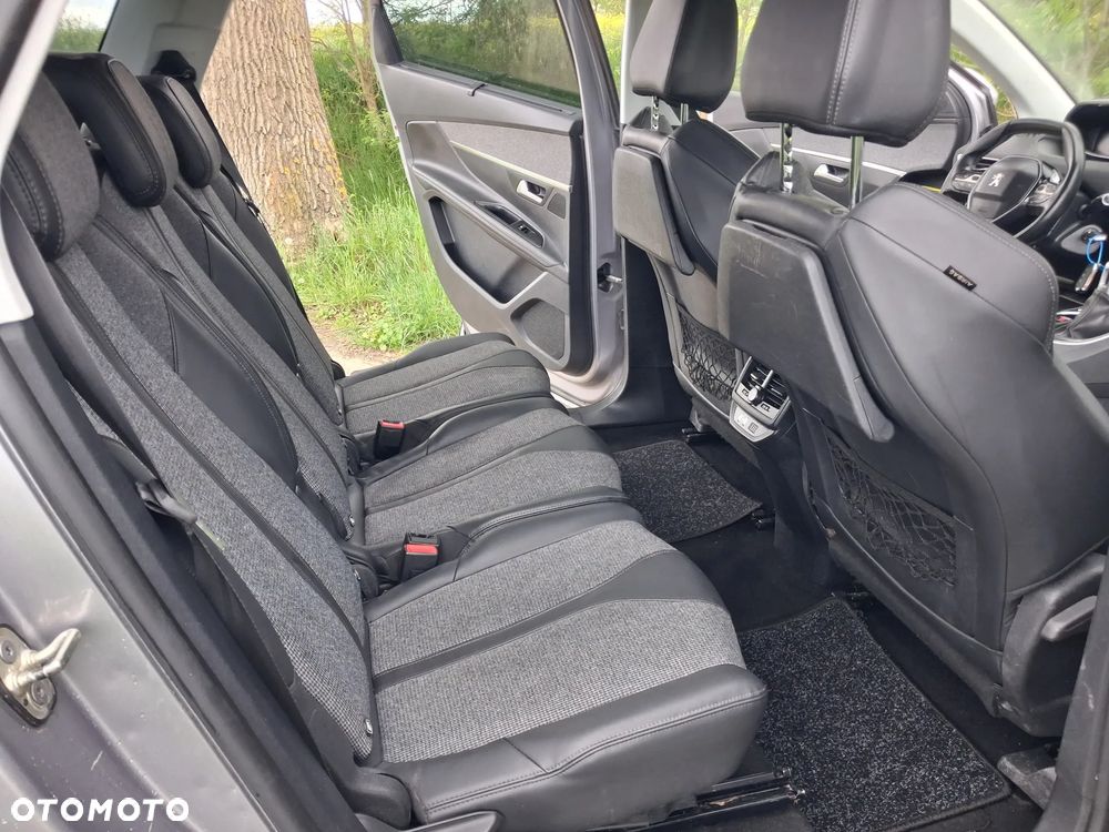Peugeot 5008 BlueHDi 130 Active - 16