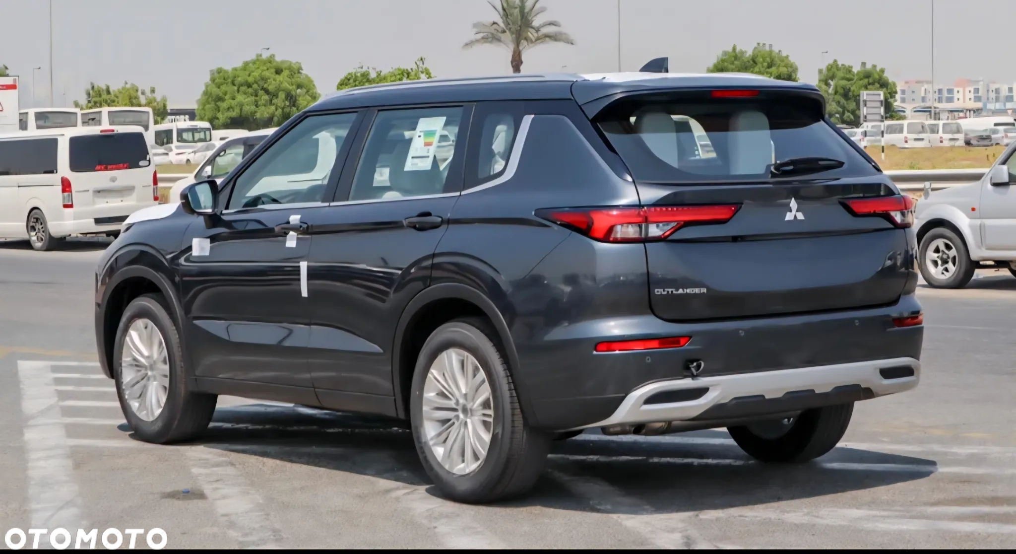 Mitsubishi Outlander - 6