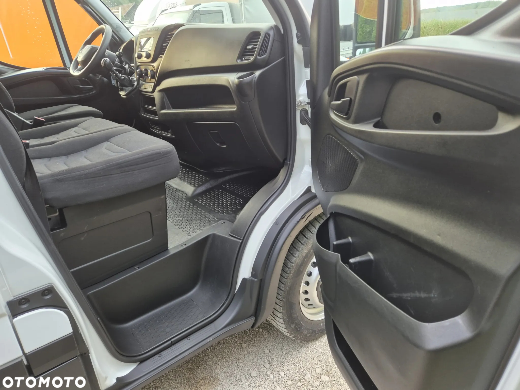 Iveco 35s14  140KM - 7