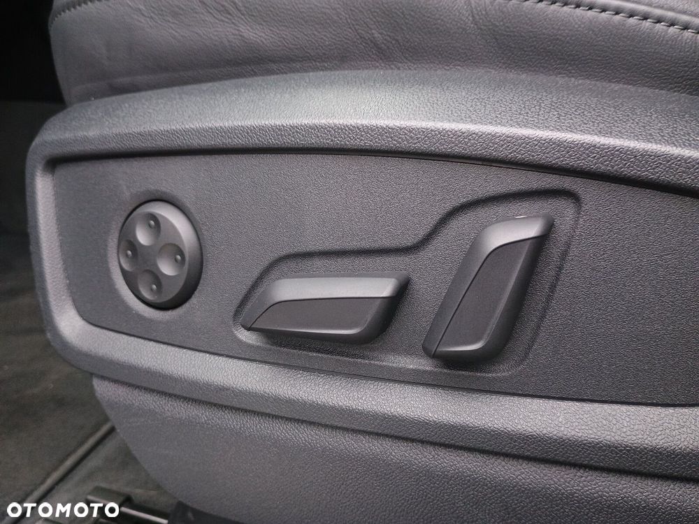 Audi Q5 Sportback - 21