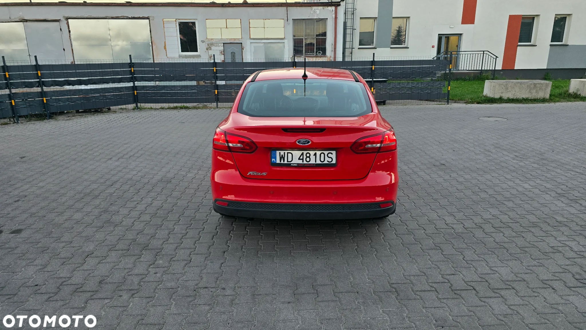 Ford Focus 1.5 TDCi Trend - 4