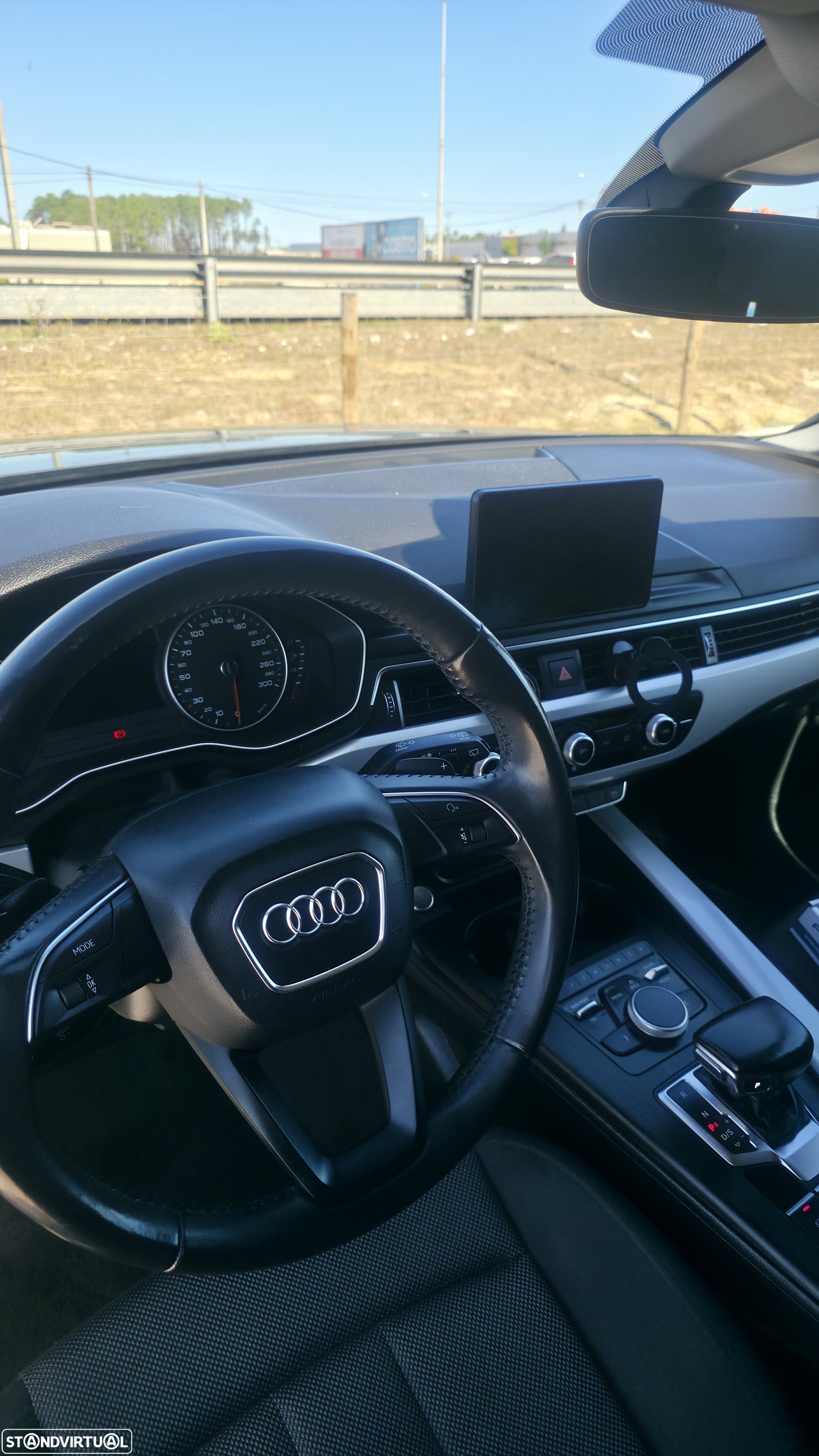Audi A4 Avant 2.0 TDI Advance S tronic - 31