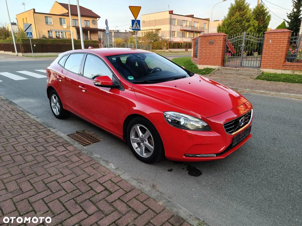 Volvo V40