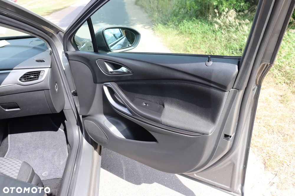 Opel Astra - 18