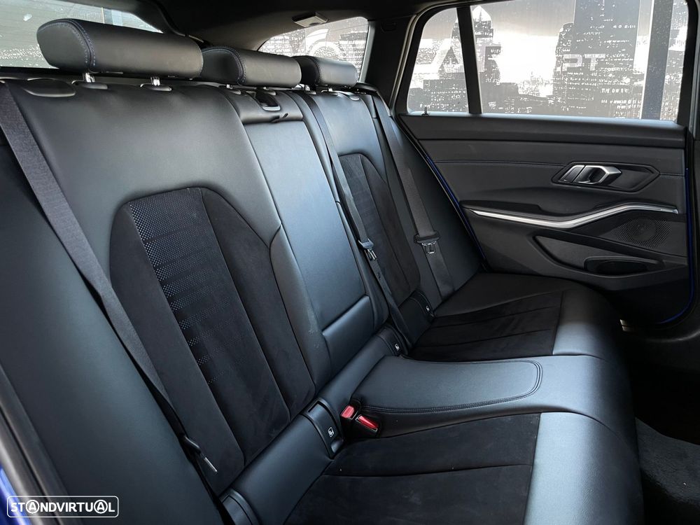 BMW 330 e Touring Pack M Auto - 15