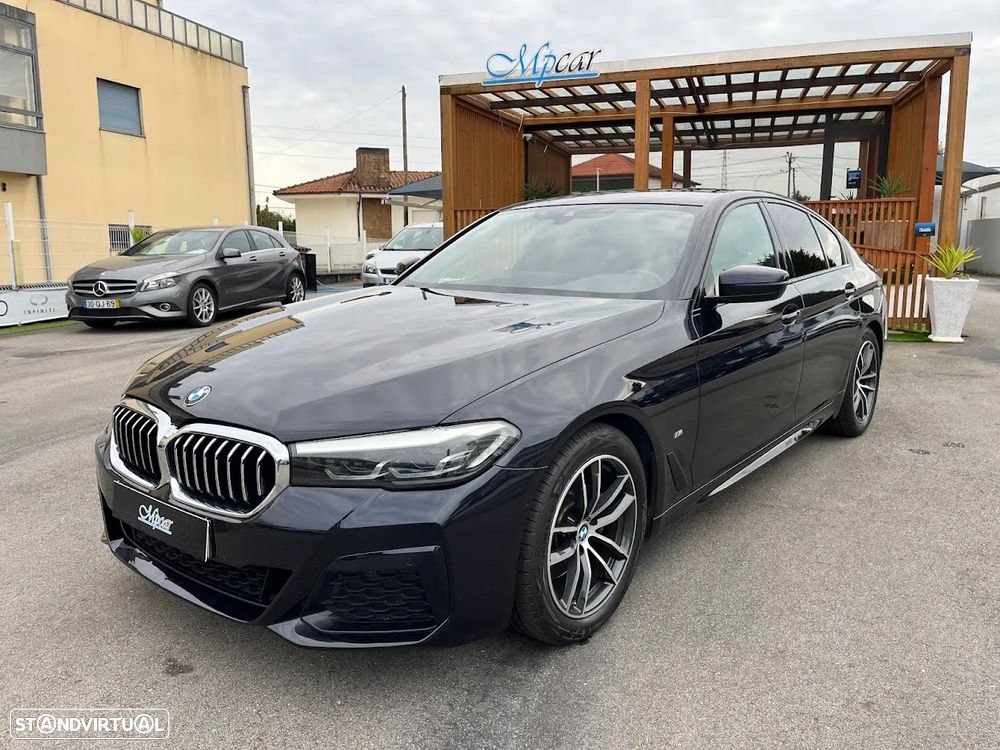 BMW 520 d Pack Desportivo M Auto - 60