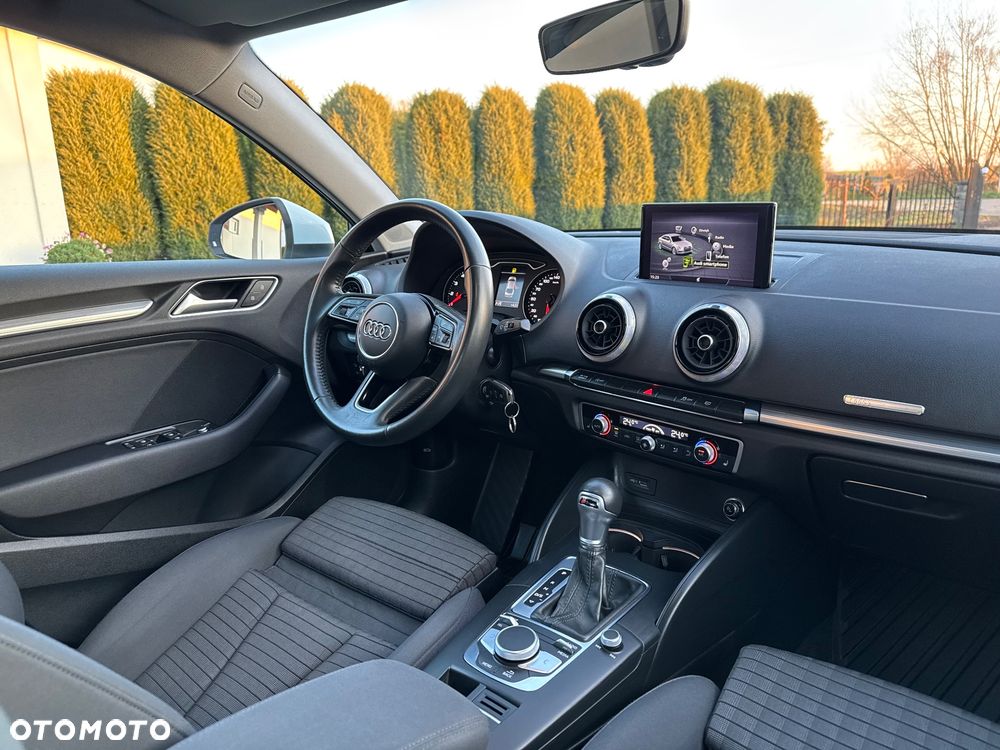 Audi A3 Limousine 35 TFSI S tronic S line - 18