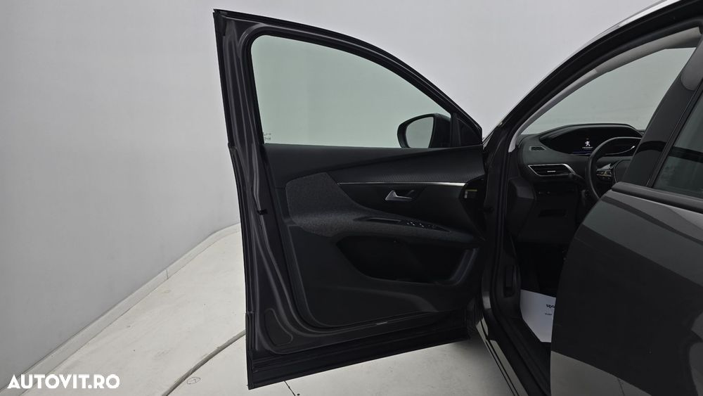 Peugeot 5008 BlueHDI 130 EAT8 Active - 11