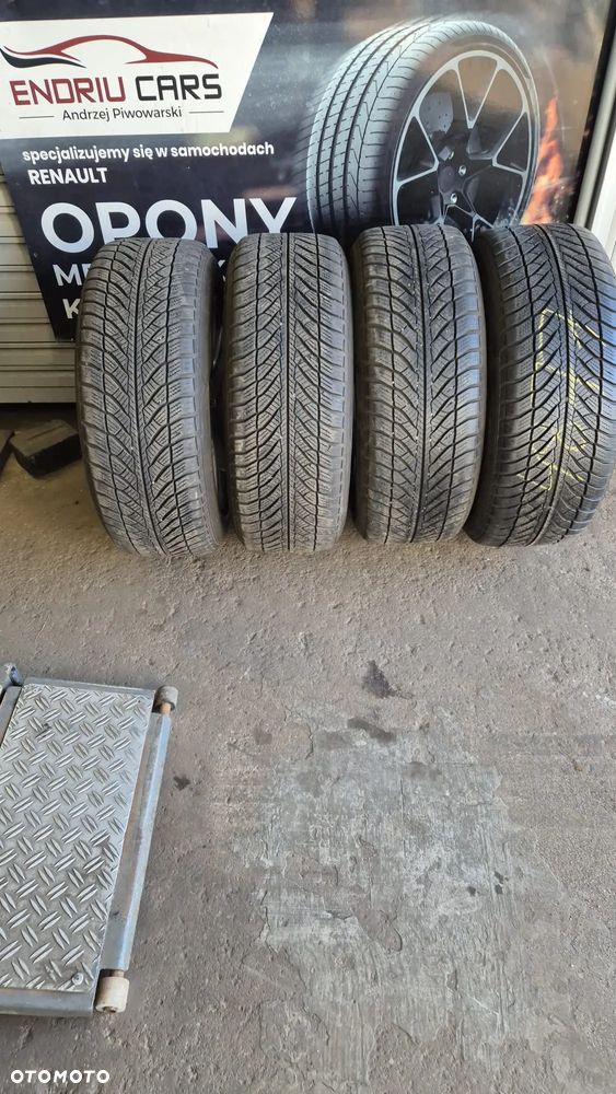 Koła zimowe BMW 225/55 R17 Goodyear - 2