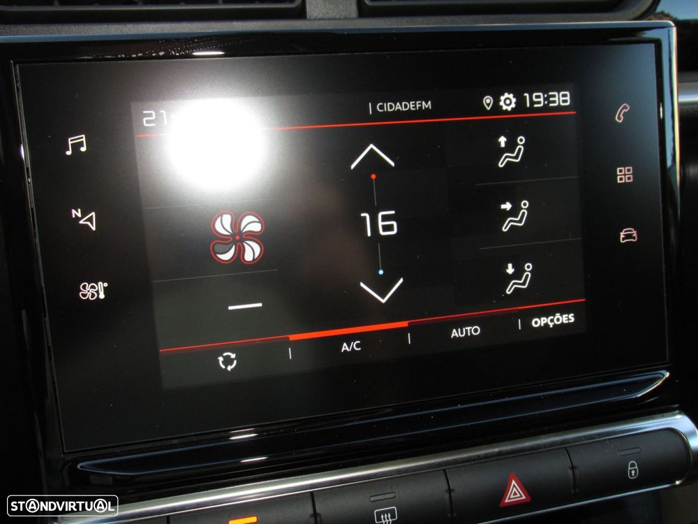 Citroën C3 1.2 PureTech Max EAT6 - 30