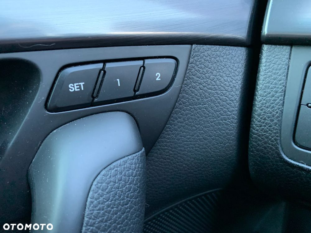 Hyundai i40 Kombi blue 1.7 CRDi DCT Premium - 21