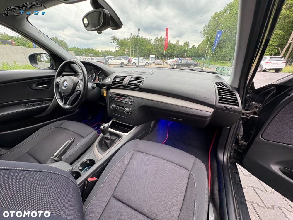 BMW Seria 1 118i Edition Sport - 33