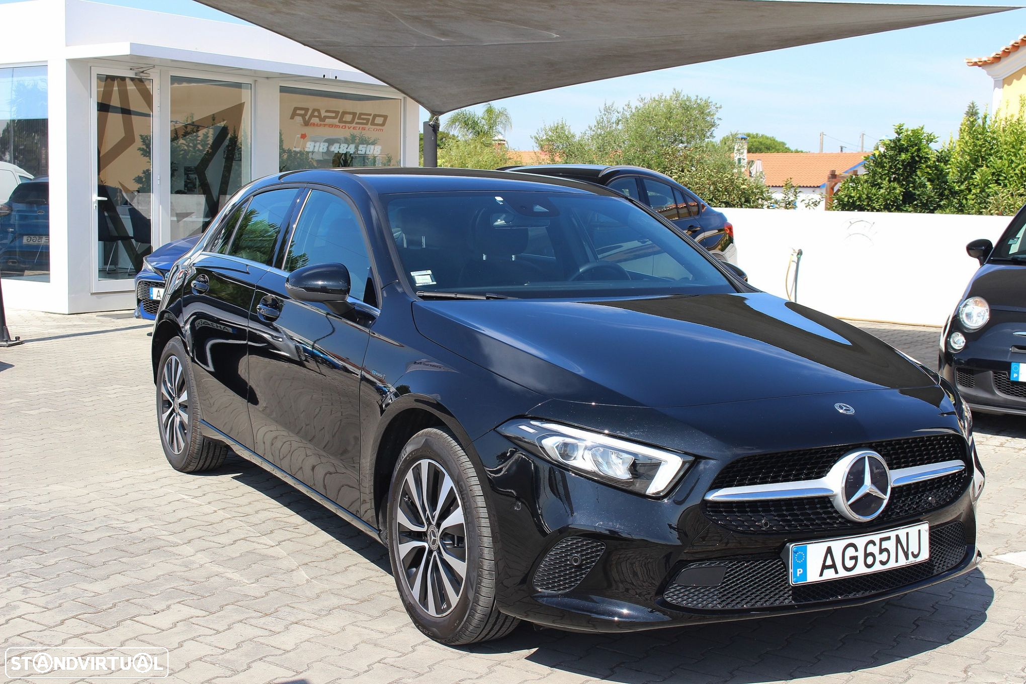 Mercedes-Benz A 250 e Style Plus - 2