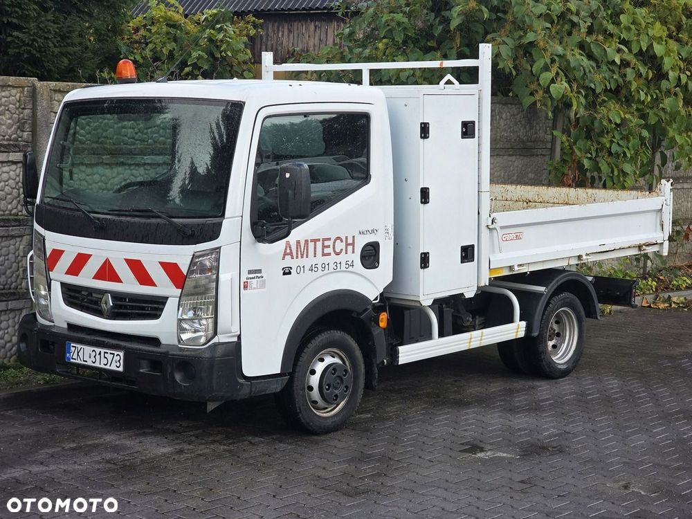 Renault Maxity