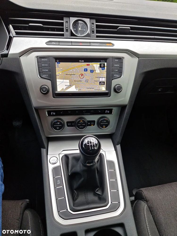 Volkswagen Passat 1.4 TSI BMT ACT Comfortline - 26