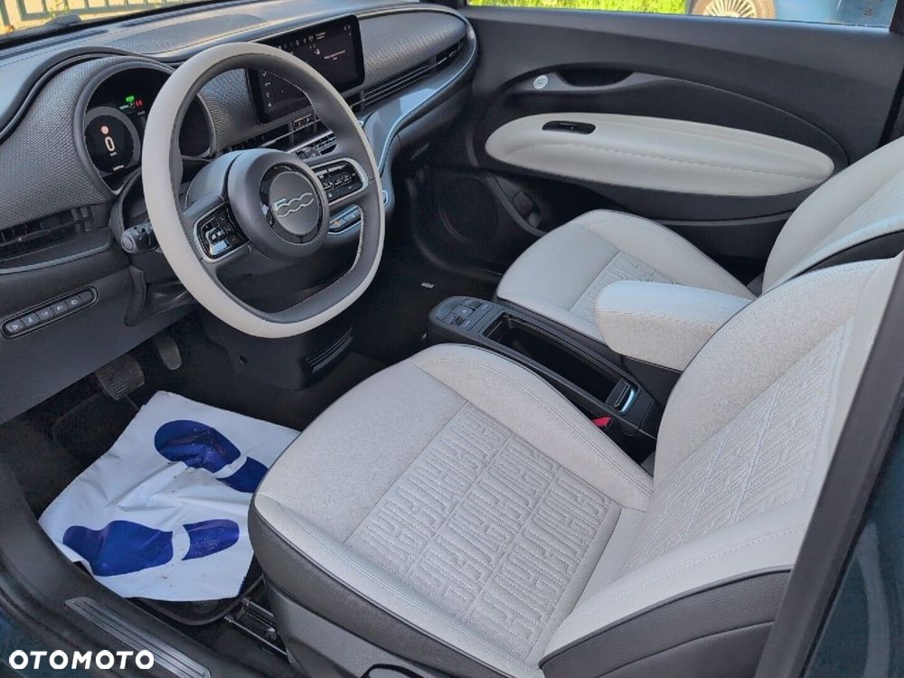 Fiat 500e - 23