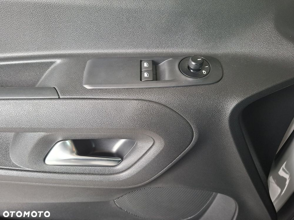 Citroën Berlingo M 1.2 PureTech Feel S&S N1 - 18