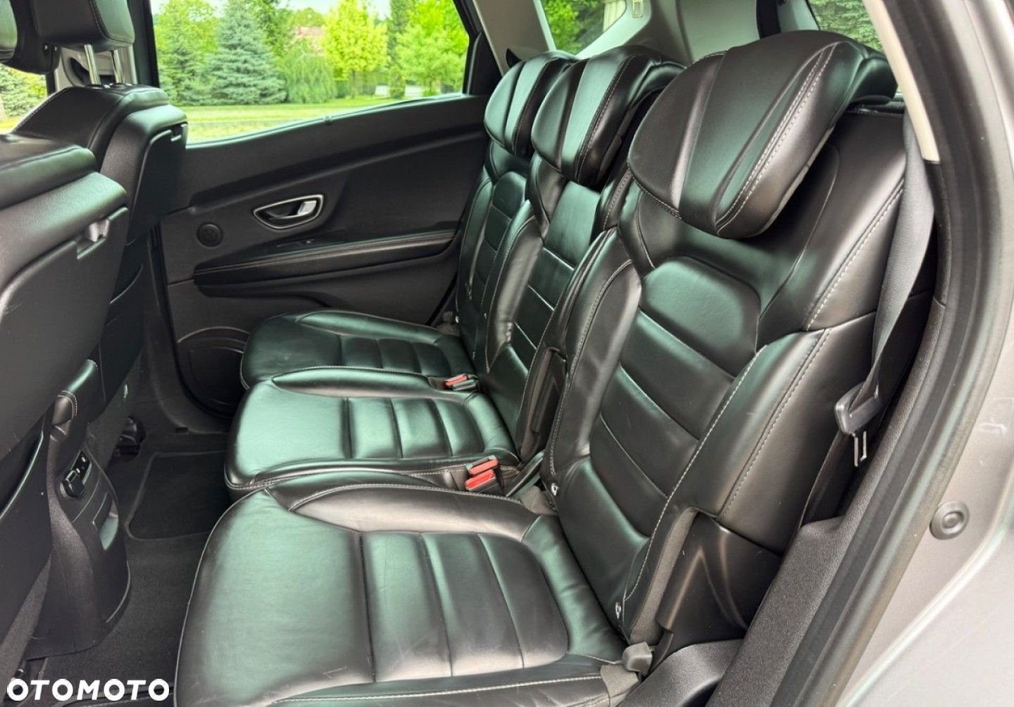 Renault Scenic ENERGY dCi 160 EDC INITIALE PARIS - 18