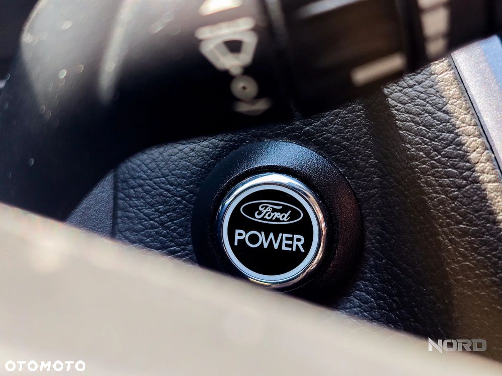 Ford Focus 1.0 EcoBoost STart-Stopp-System Titanium - 32