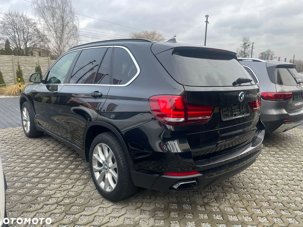 BMW X5 xDrive35i - 10