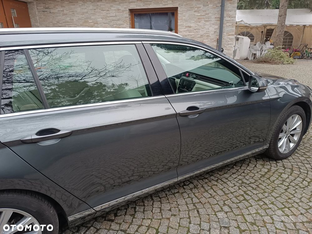 Volkswagen Passat Variant 1.8 TSI BMT Comfortline DSG - 11