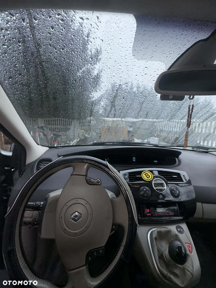Renault Scenic 1.9 dCi Confort Authentique - 8