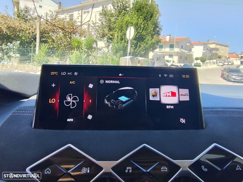 DS DS3 E-Tense Performance Line - 16