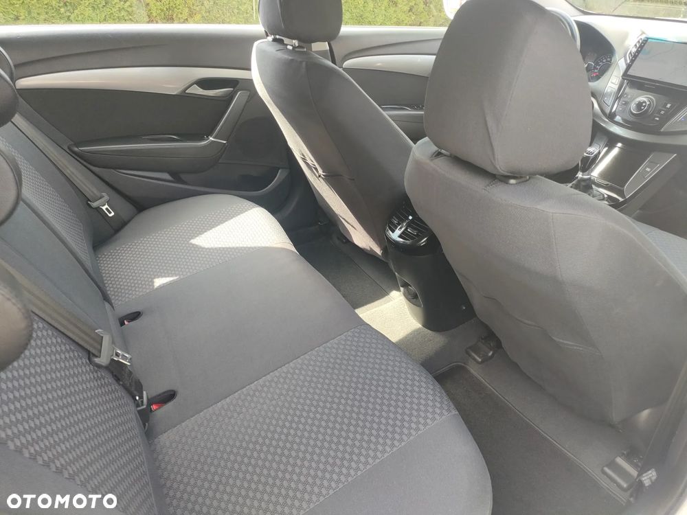 Hyundai i40 Kombi blue 1.6 Classic - 13