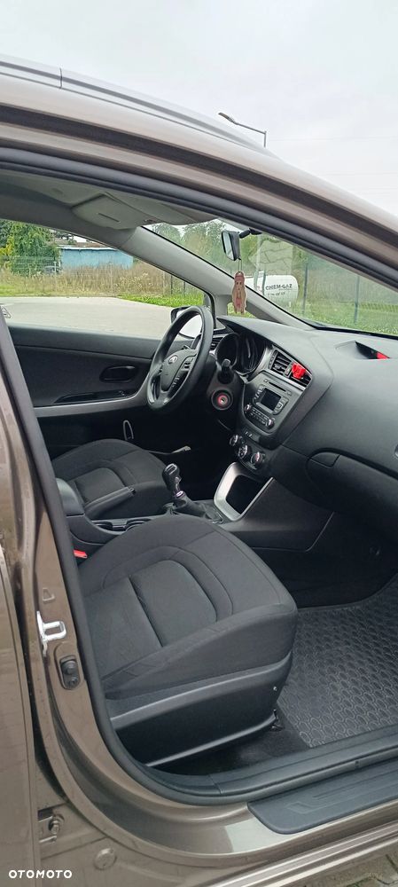 Kia Ceed Cee'd 1.6 GDI M - 6