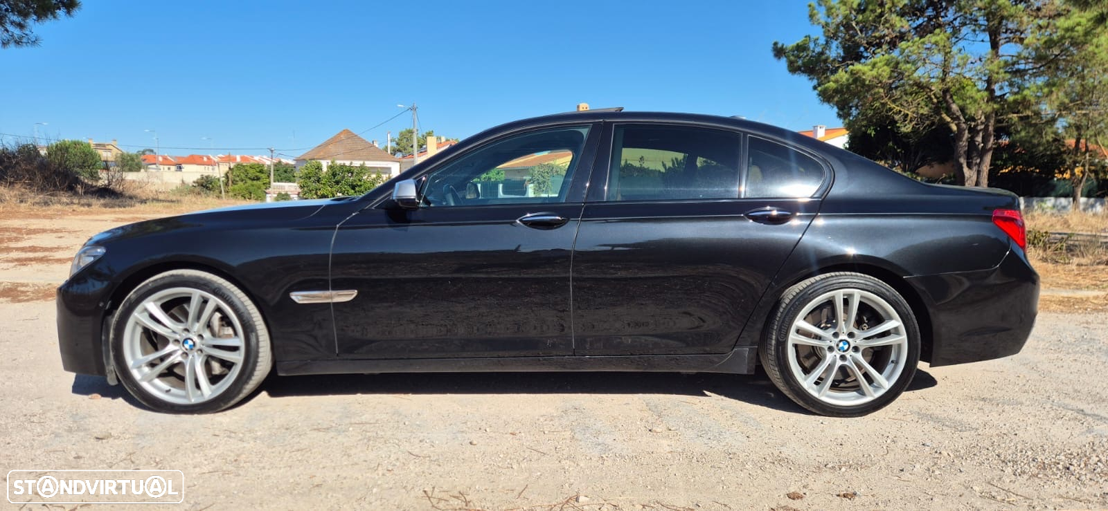 BMW 750 d xDrive Pack M - 11