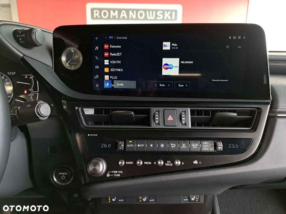 Lexus ES 300h Business Edition - 21