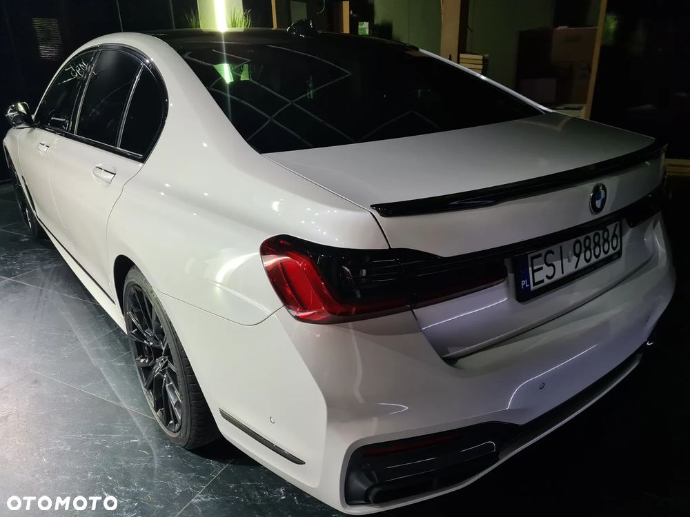 BMW Seria 7 730d xDrive sport - 29